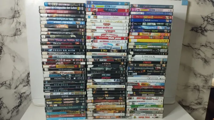 Coleção 117 DVDs Filmes Originais R$:20 Reais cada.