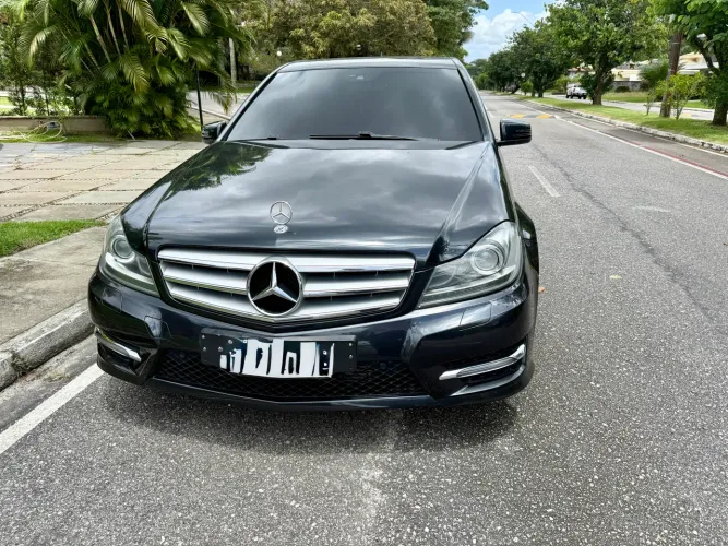 Mercedes-Benz C-180 CGI Sport 1.6 TB 16V 156cv Aut. 2014