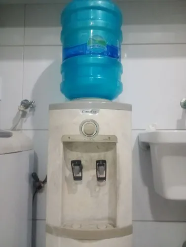 Gelagua funcionando Bem