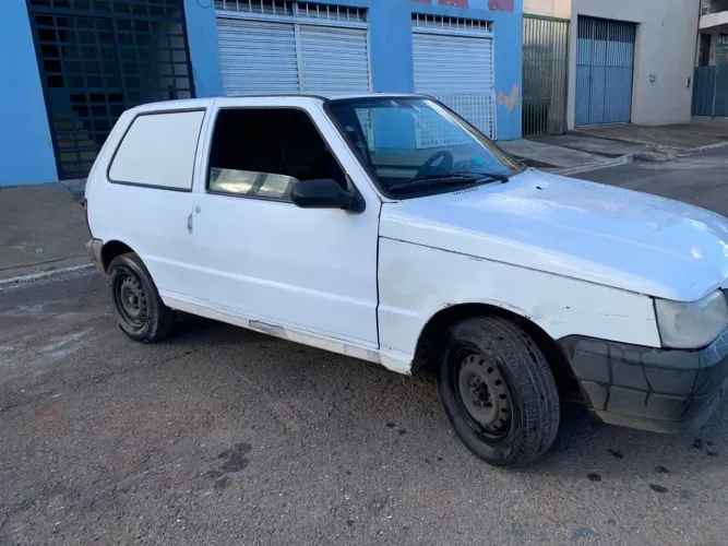 Fiat Uno Furgão 1.3 MPI Fire/ Fire Flex 8V 2010