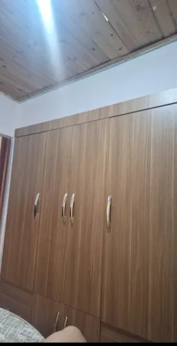 Vende se guarda roupa 6 portas