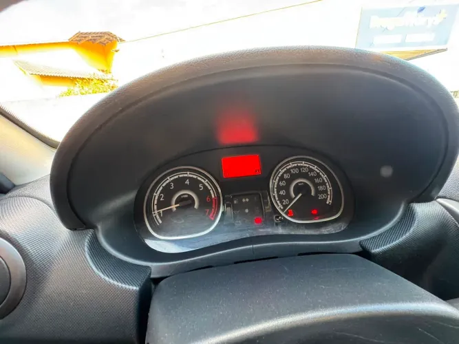 Renault Sandero Expression Hi-flex 1.6 8V 5P 2012