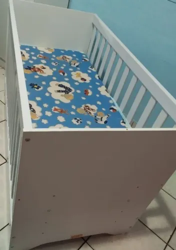 Vende-se berço com colchão Ortobom 