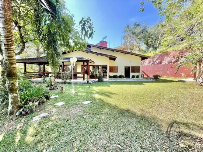 Casa de luxo em condomínio para venda em Carapicuíba-SP, no bairro Águas da Fazendinha: 5