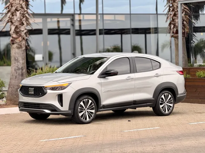 Fiat Fastback Audace 200 TB AUT (hibrído) 2025