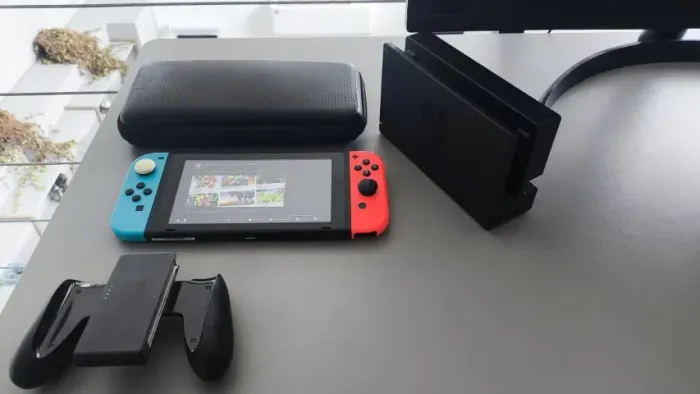 Nintendo Switch Neon Blue/Red - Completo com Acessórios