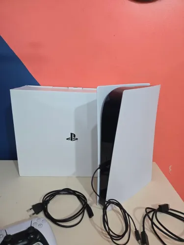 Playstation 5 edição digital s/leitor (pego ps4 na troca)