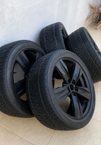Rodas com pneu Aro 22
