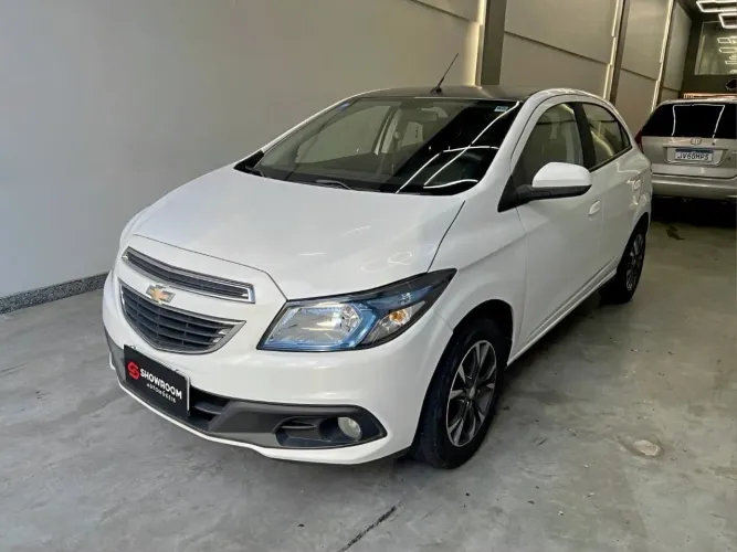 Chevrolet Onix Hatch LT 1.4 8V Flex Power Mec. 4P 2015