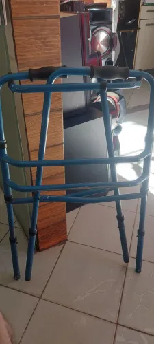 Andador