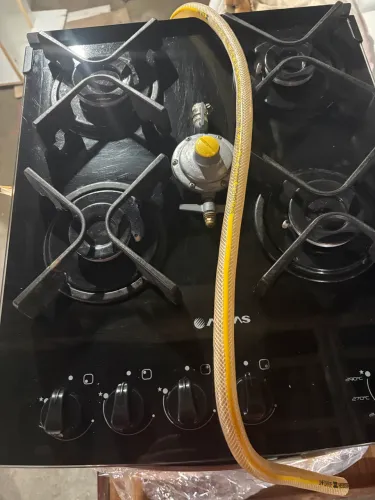 Vendo armários cozinha,fogão,janela Blindex