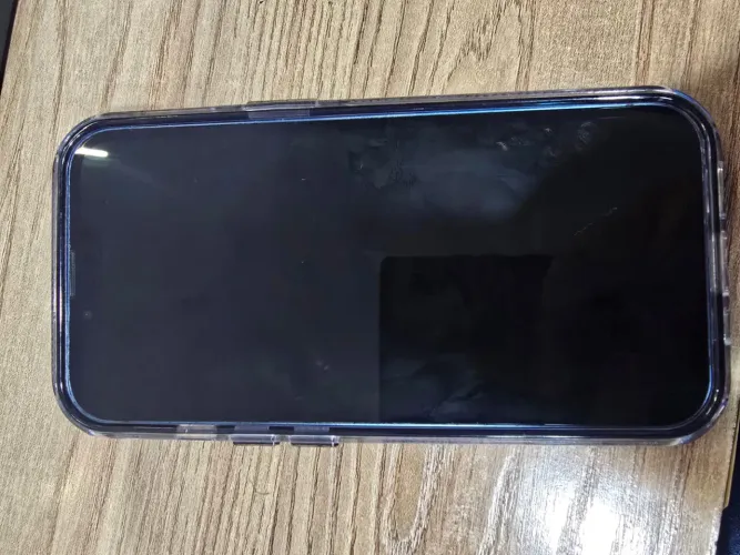Celular iPhone 13