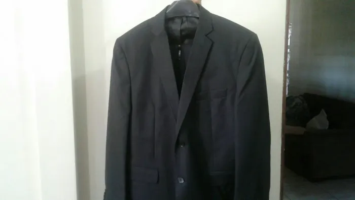Terno preto liso blazer 54 calça 48 NOVO 