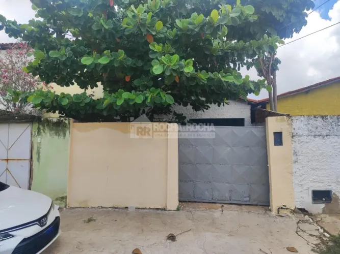 Casa para alugar com 67,00 metros quadrados no CENTRO - Teresina - Piauí