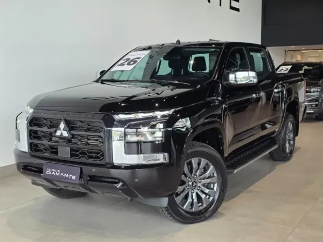 Mitsubishi TRITON HPE-S 2.4 CD 4X4 TB Diesel Aut. 2026
