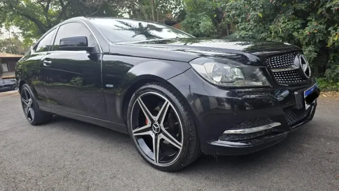 Mercedes-Benz C-180 CGI Coupe 1.8 16V 156cv Aut. 2012