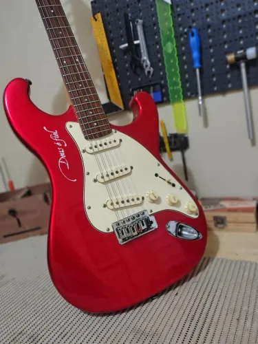 Guitarra Giannini
