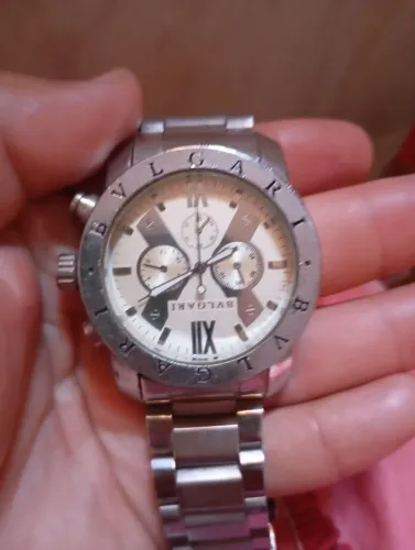 Relógio bvlgari