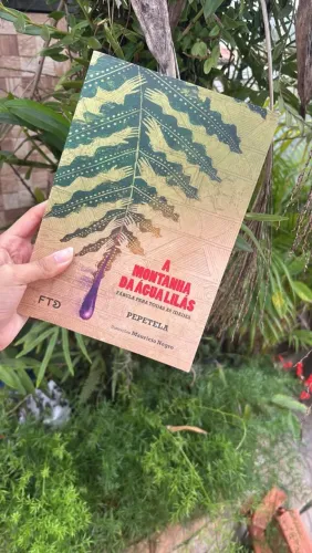 ? VENDO LIVRO - A MONTANHA DA ÁGUA LILÁS