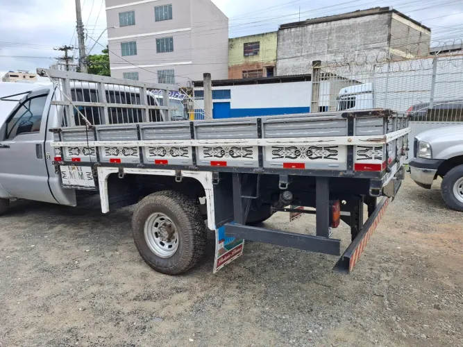 Carroceria F350 R$ 5.000,00