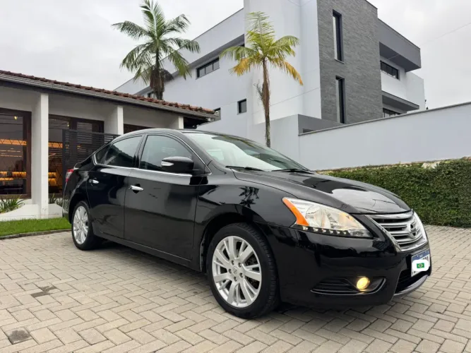 Nissan Sentra SL 2.0/ 2.0 Flex Fuel 16V Aut. 2015