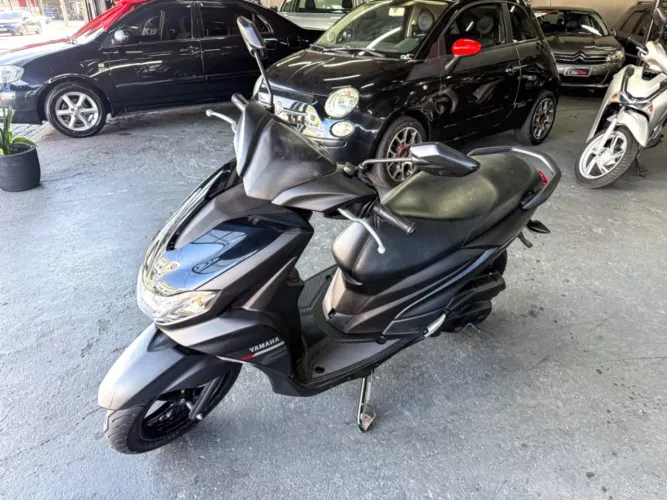 Yamaha Fluo 125 abs 2025