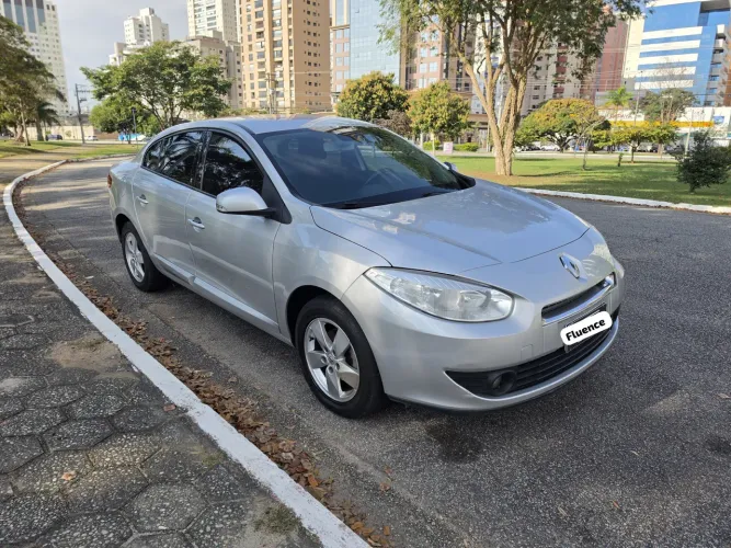 Renault Fluence Sed. Dynamique 2.0 16V Flex Mec. 2013