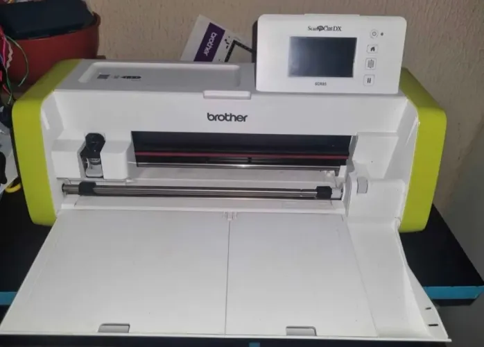 Máquina de corte Scan Cut SDX 85