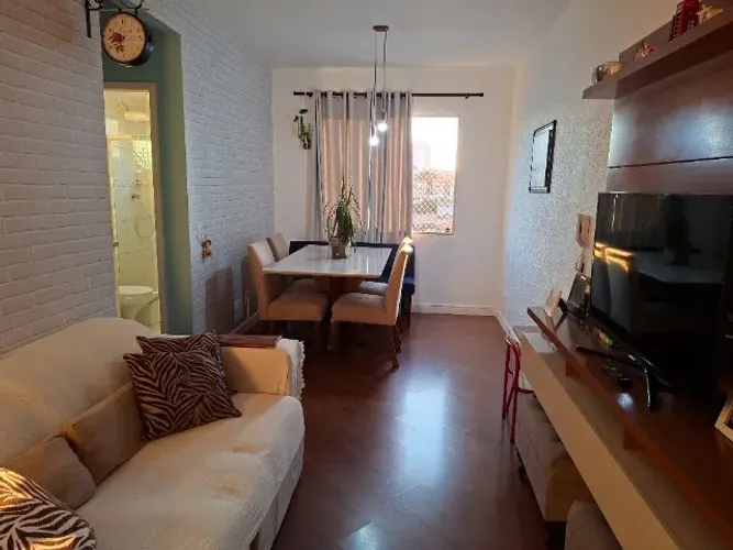 Apartamento amplo no Res. Bussocaba 2 quartos