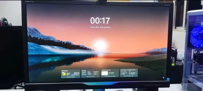 Monitor Philips 28" 4K Ultra HD - Perfeito Estado, Ideal para Jogos e Trabalho