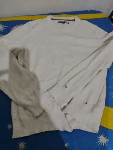 Suéter Tommy Hilfiger tamanho G 