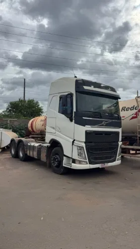 ?VOLVO FH 540 6x4 Canelinha i shift/ entrada + parcela