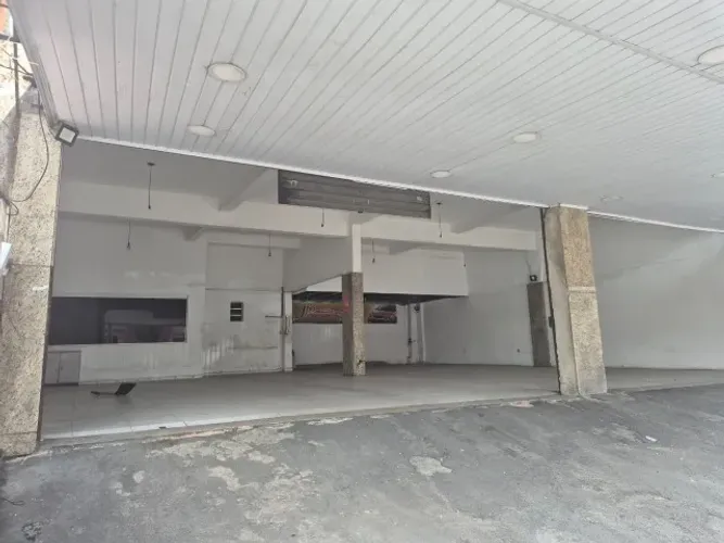 Loja ampla para locação em Campo Grande - RJ | 142 m²