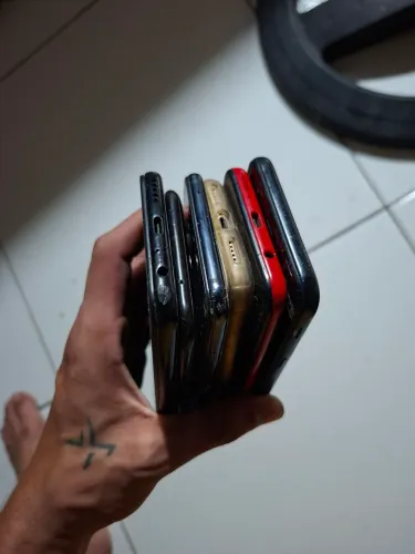 Vendo celulares quebrados 