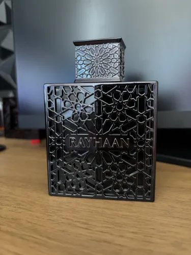 Rayhaan obsidian 