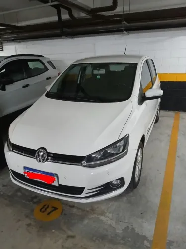 Volkswagen Fox Highline 1.6 Flex 16V 5P 2017