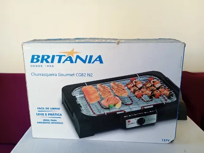 Churrasqueira Elétrica Britânia Gourmet CGB2 N2 (127V)