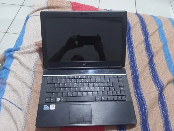 Vendo Notebooks pra retirada de peças