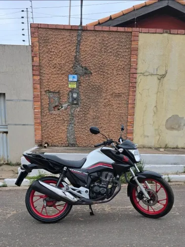 CG Titan Edição especial 40 anos