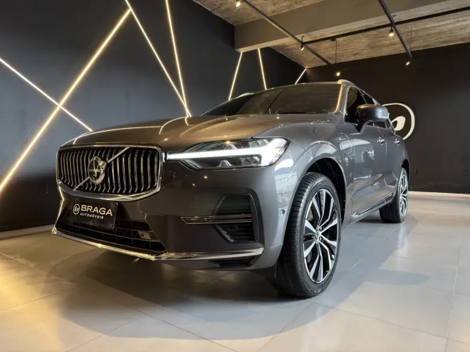 Volvo XC 60 T-6 Inscription 2.0 FWD 5P 2024