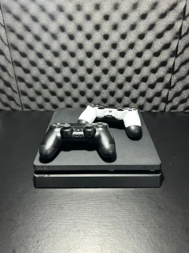 PS4