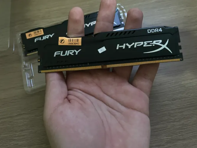 Memoria ram ddr4 8gb (2x 4gb)