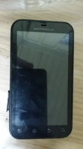 Motorola Defy+ (MB526) - Semi Novo sem detalhes