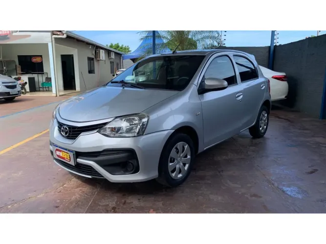 Toyota Etios X 1.3 Flex 16V 5P Mec. 2018
