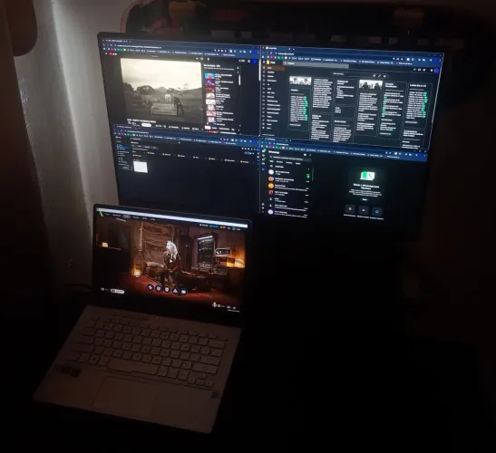 Monitor Gamer Samsung UR55 4K 28 IPS