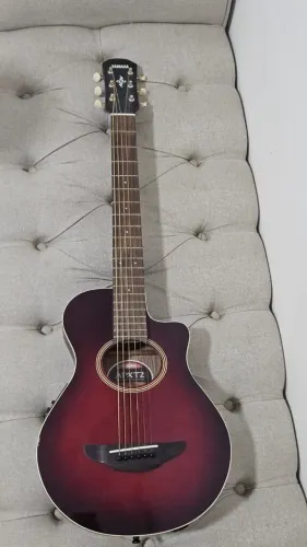 Violão acústico Yamaha APXT2 para destros dark red burst brilhante com case