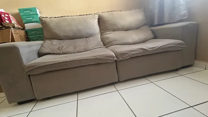 Sofá Retrátil reclinável 