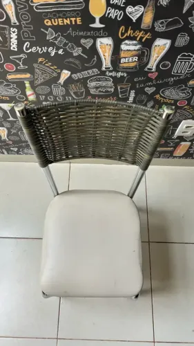 Conjunto 12 Cadeiras Cromadas com Encosto em Fibra Sintética e Assento Estofado