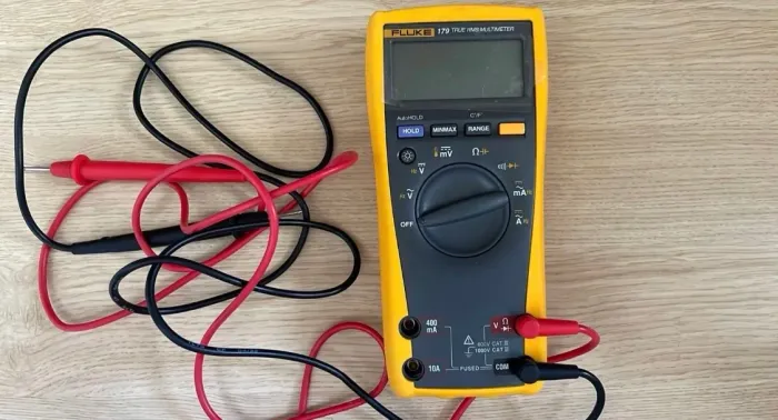 Multímetro fluke 179 true - rms digital original (seminovo)