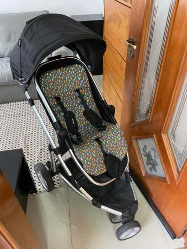 Carrinho de bebê 3 em 1 marca infanti